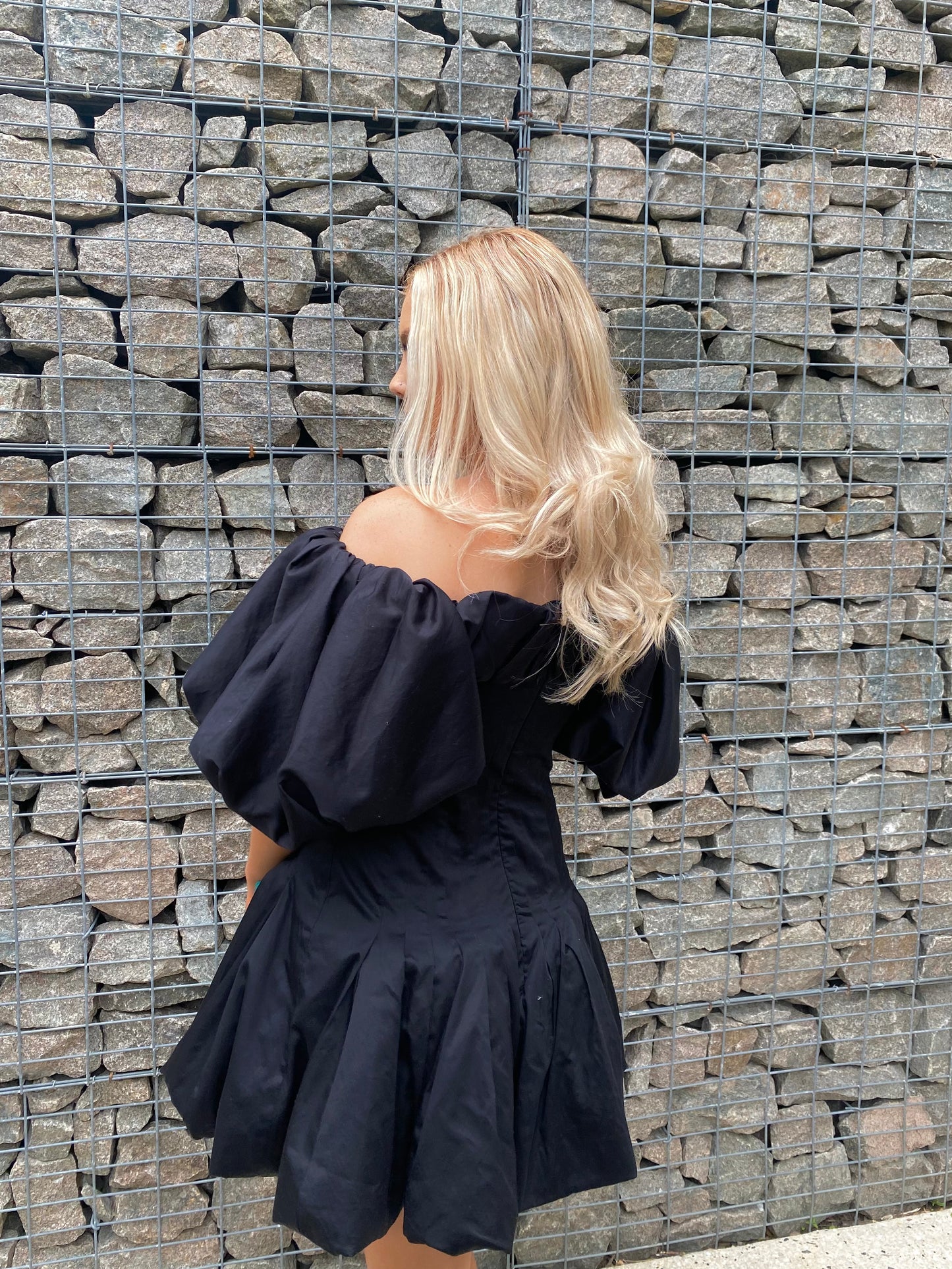 Arles Off Shoulder Mini